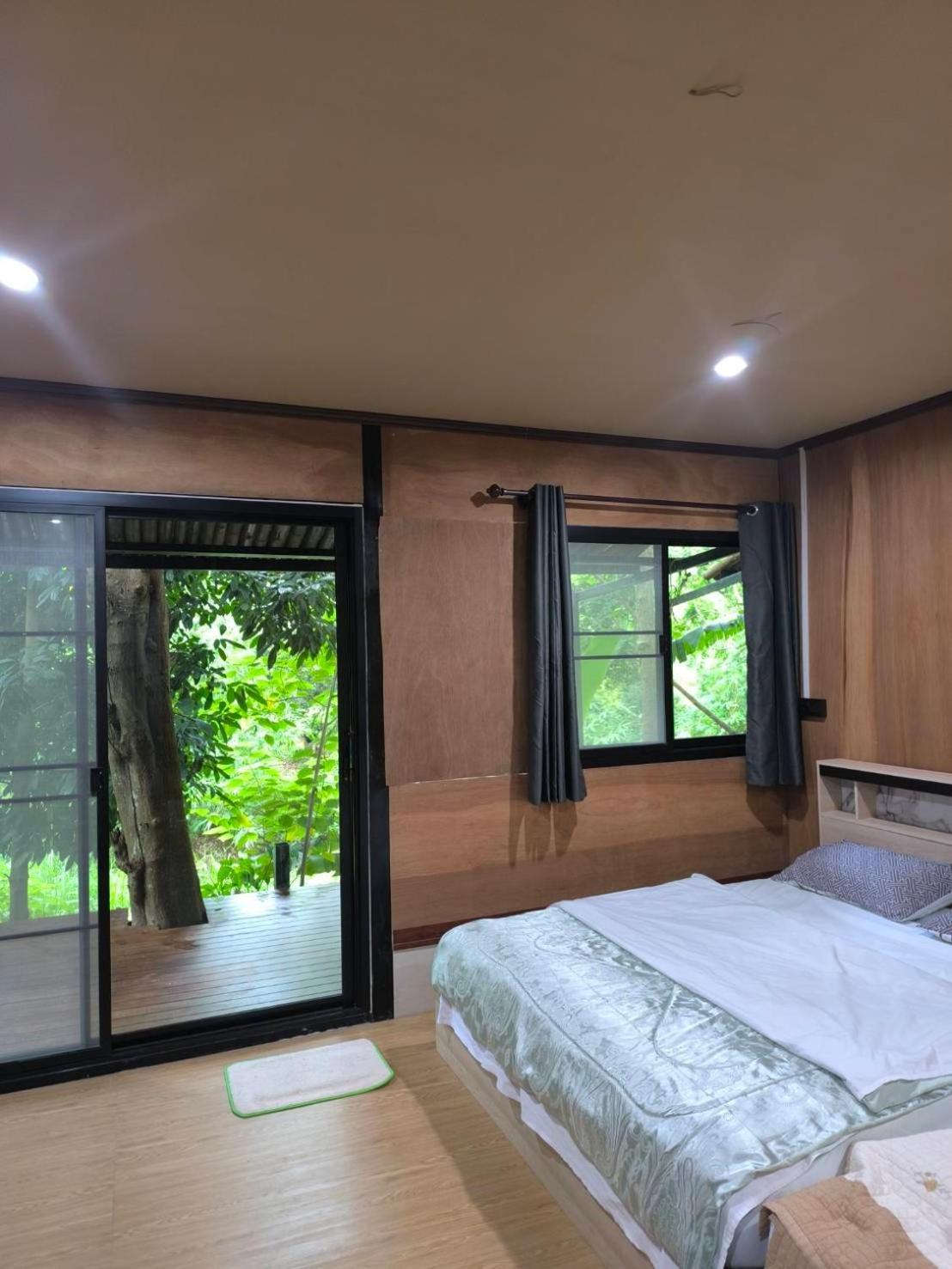 Appartamento Hill Tribe Art House Chiang Rai Esterno foto