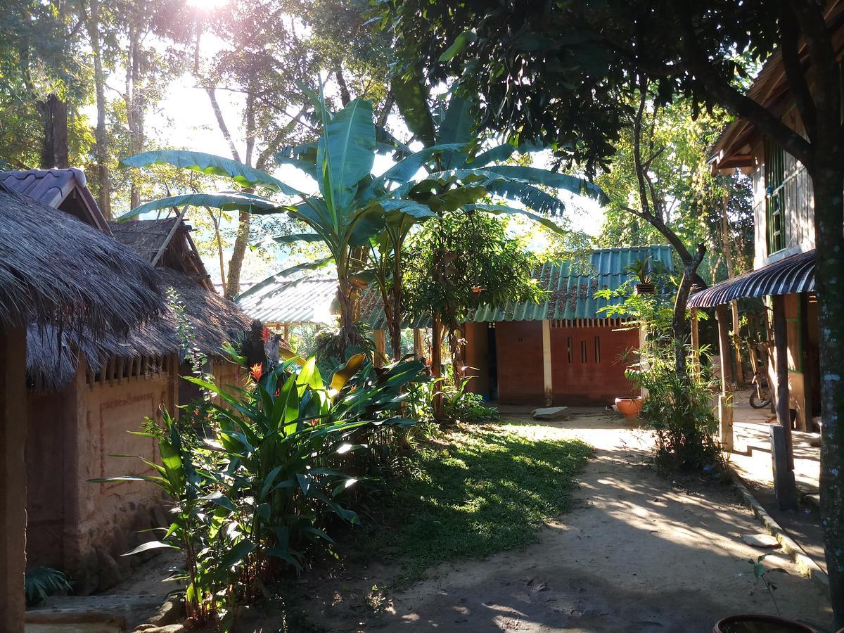 Appartamento Hill Tribe Art House Chiang Rai Esterno foto