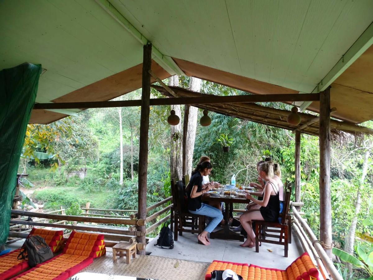 Appartamento Hill Tribe Art House Chiang Rai Esterno foto