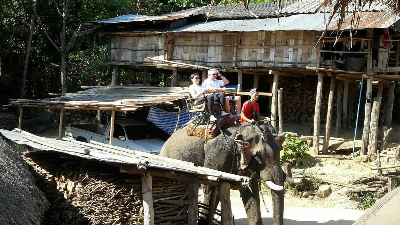 Appartamento Hill Tribe Art House Chiang Rai Esterno foto