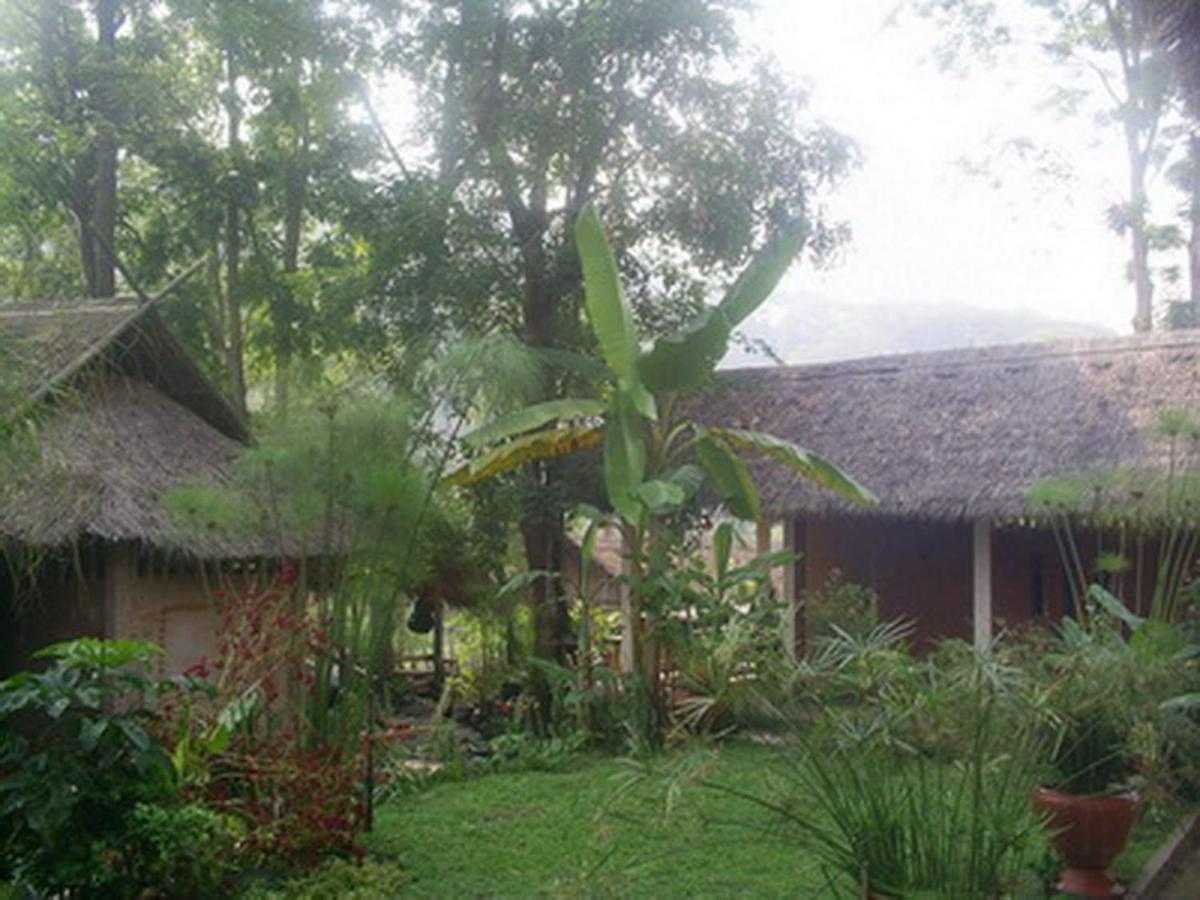 Appartamento Hill Tribe Art House Chiang Rai Camera foto
